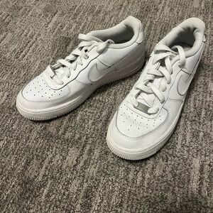Womens Nike sneakers